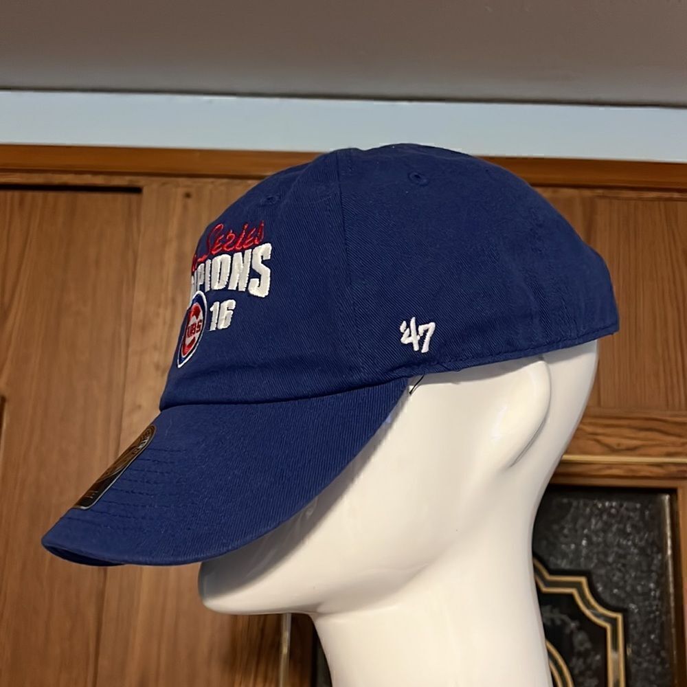 Cubs Hat - Picture 2 of 5